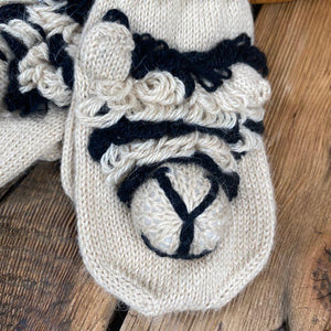 Alpaca Face Mittens
