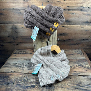 Chunky Buttoned Cowl