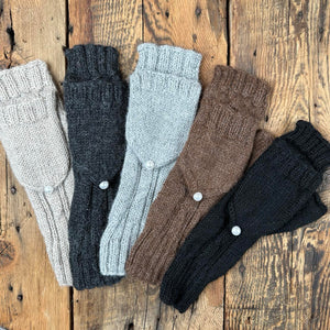 Glittens with Pearl Button Flap