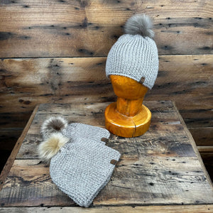 Bluff Beanie with Removable Pompom - Natural