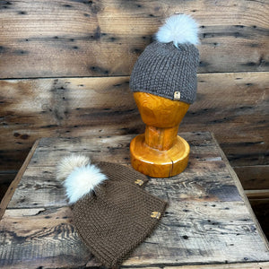 Bluff Beanie with Removable Pompom - Natural