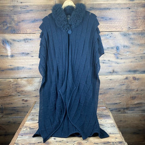 Women's Fur Trimmed Cape