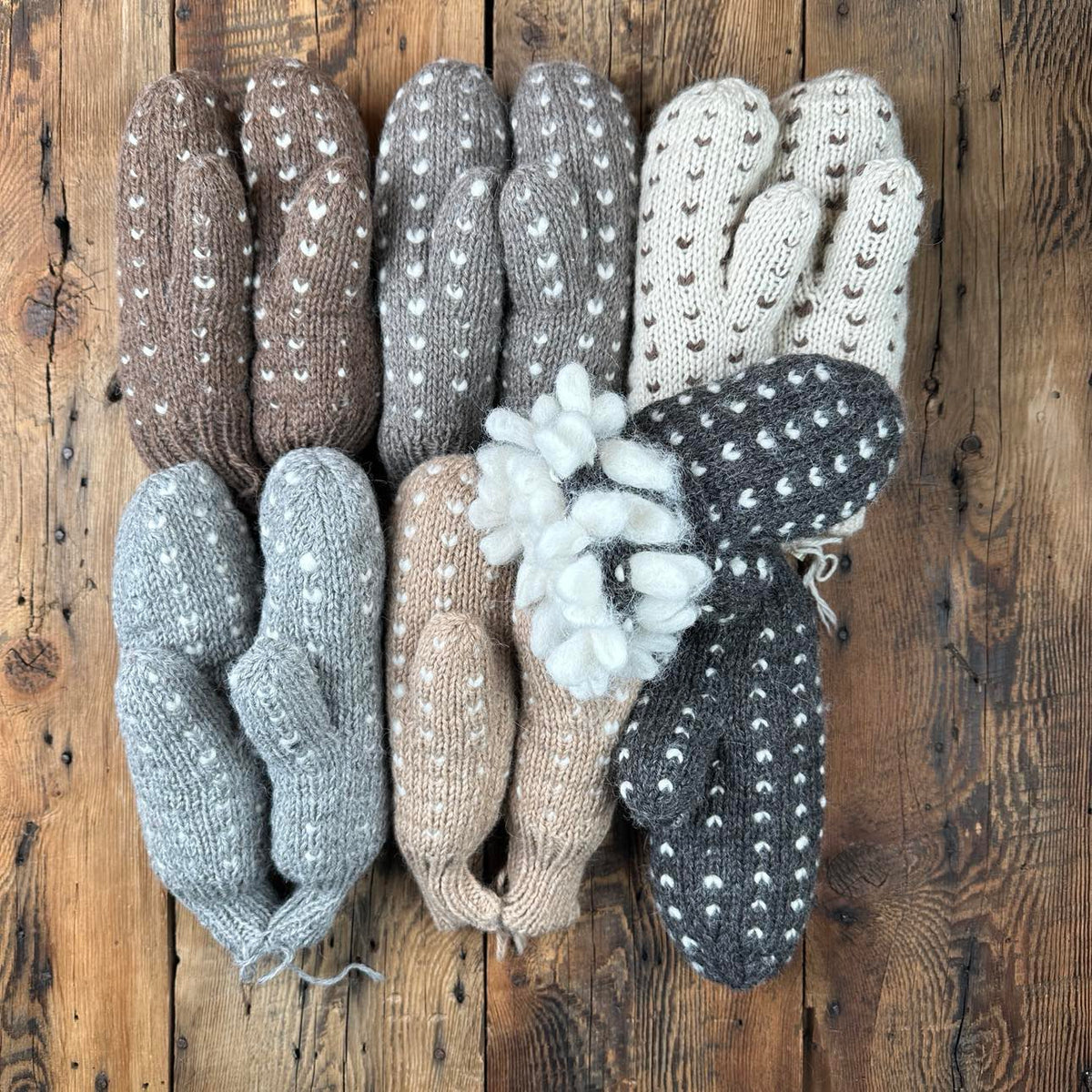 Thrum Knit Mittens - Natural Colours