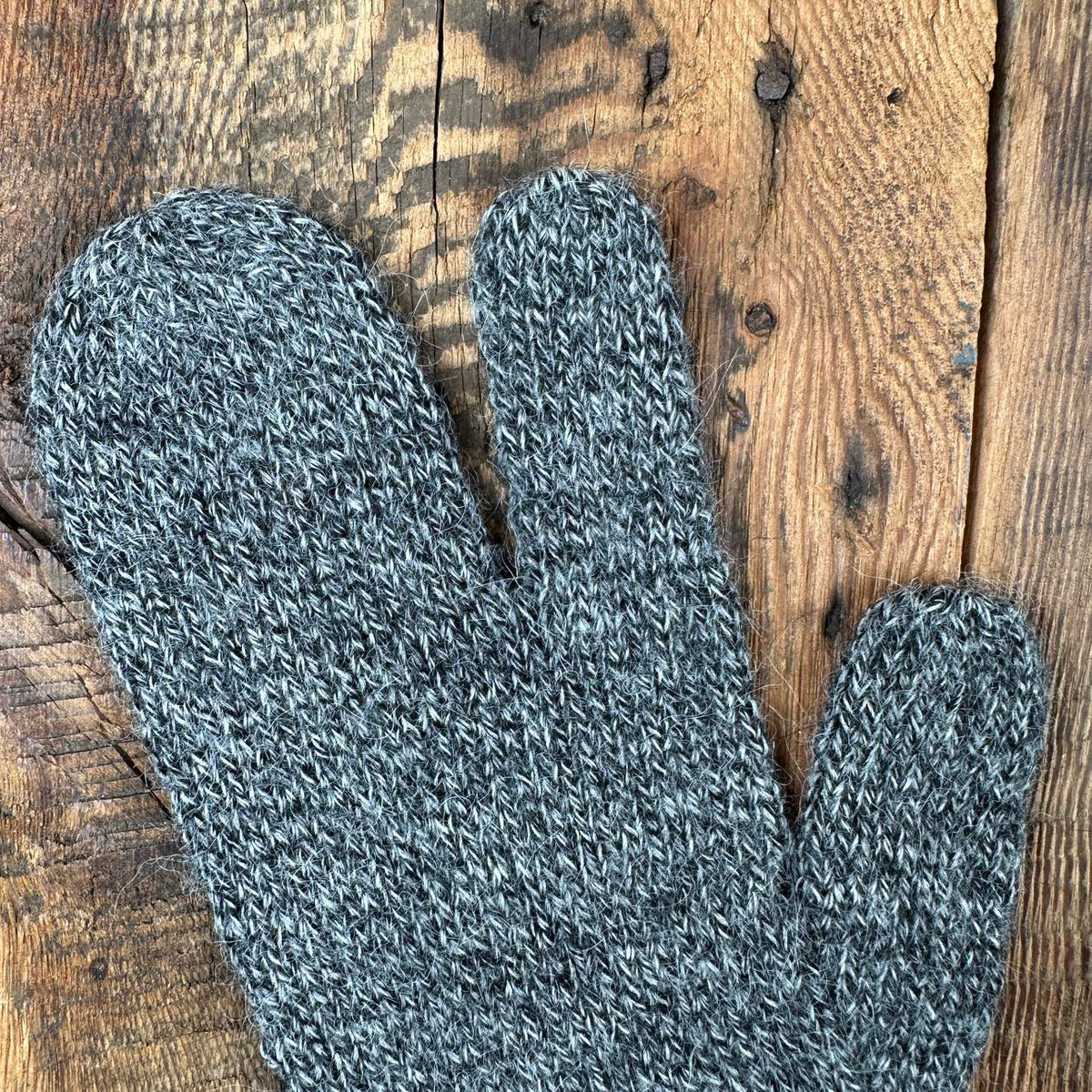 Men&#39;s Light-Weight Trigger Mittens