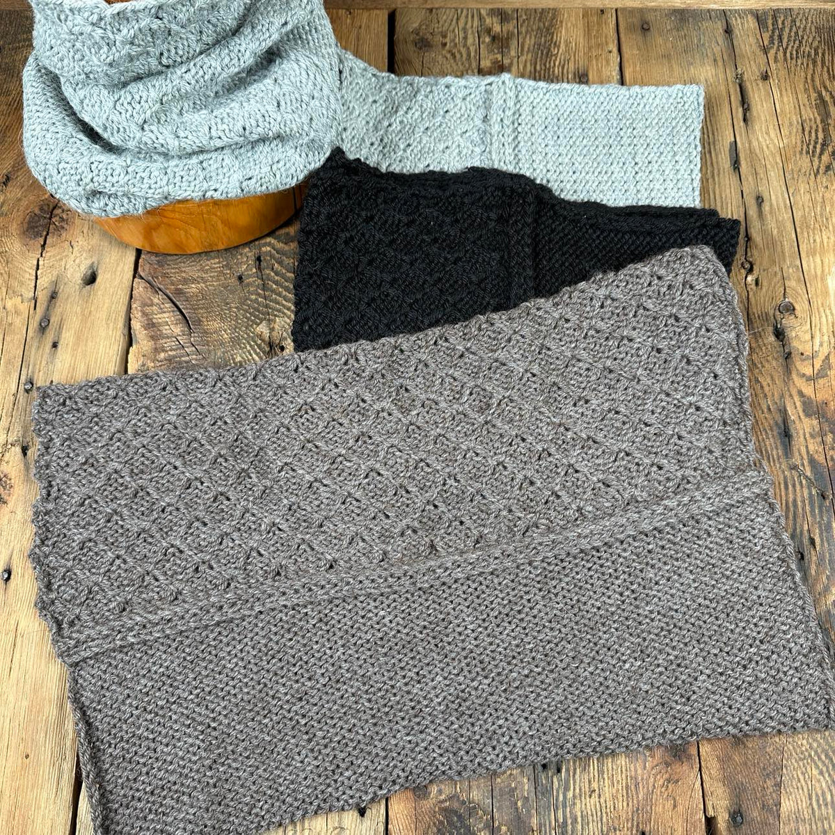 Honeycomb Cowl - Natural