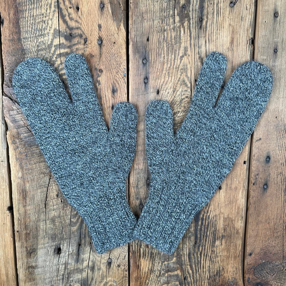 Men&#39;s Light-Weight Trigger Mittens