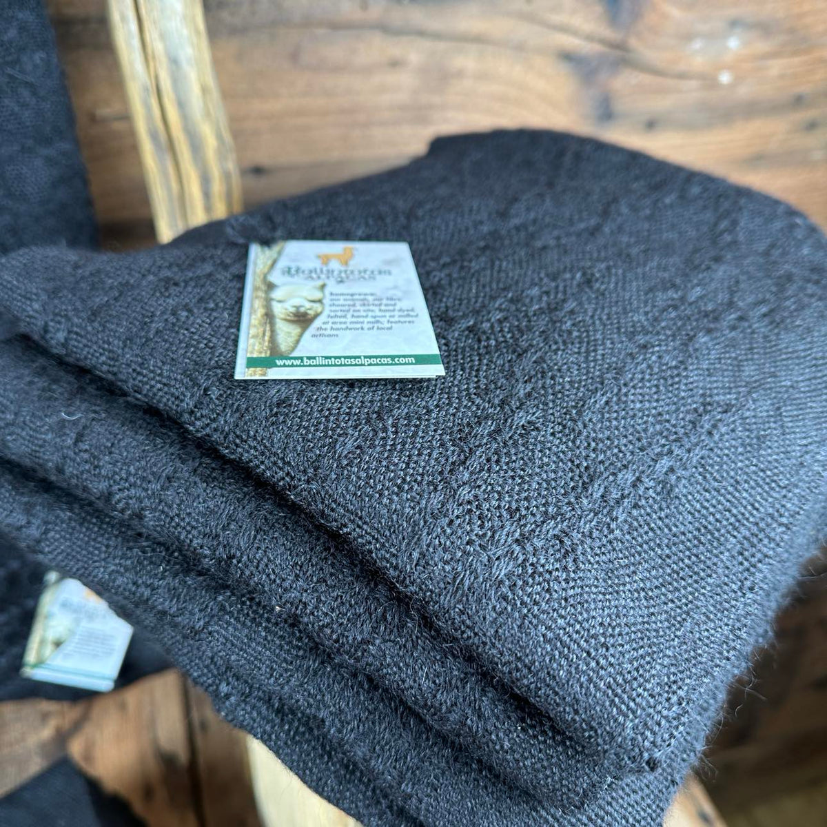 Hand-Woven Scarves - Fibre from Neva