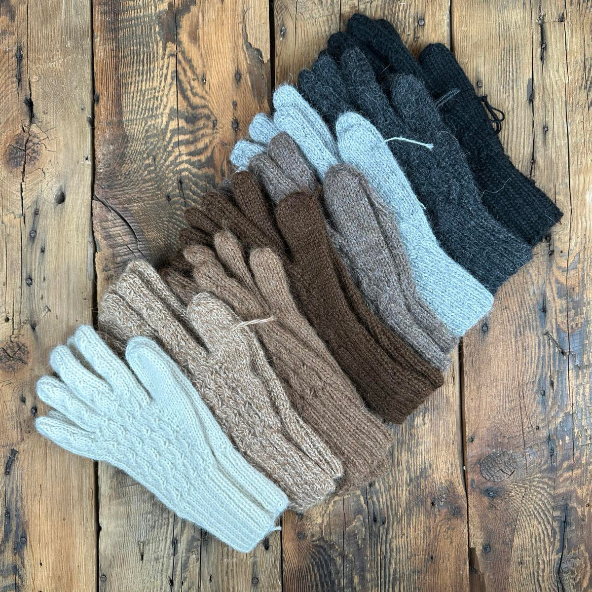 Hand-Made Cable-Knit Gloves - Natural Colours
