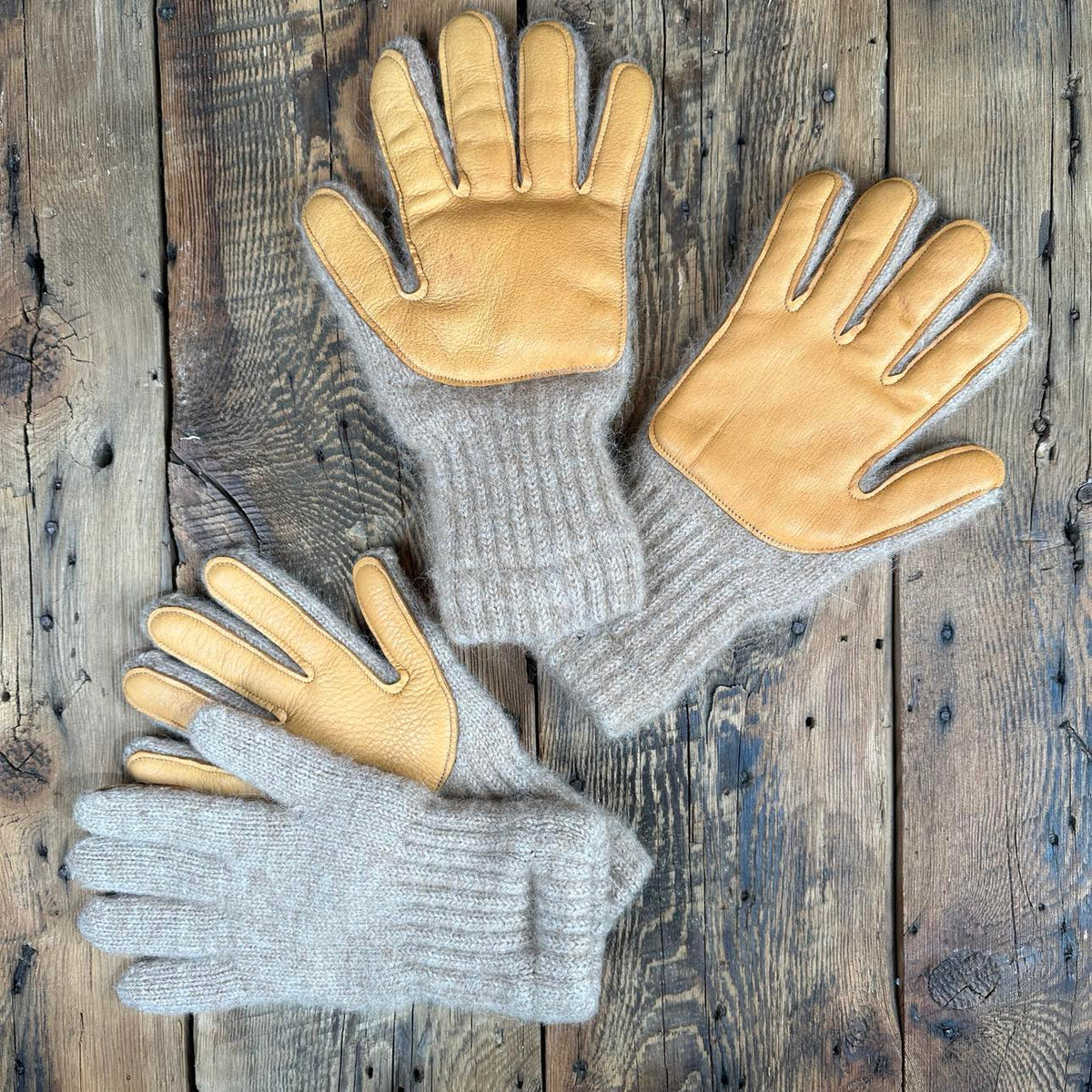 Boucle-Lined Alpaca Gloves with Deer-Skin Palm Grips