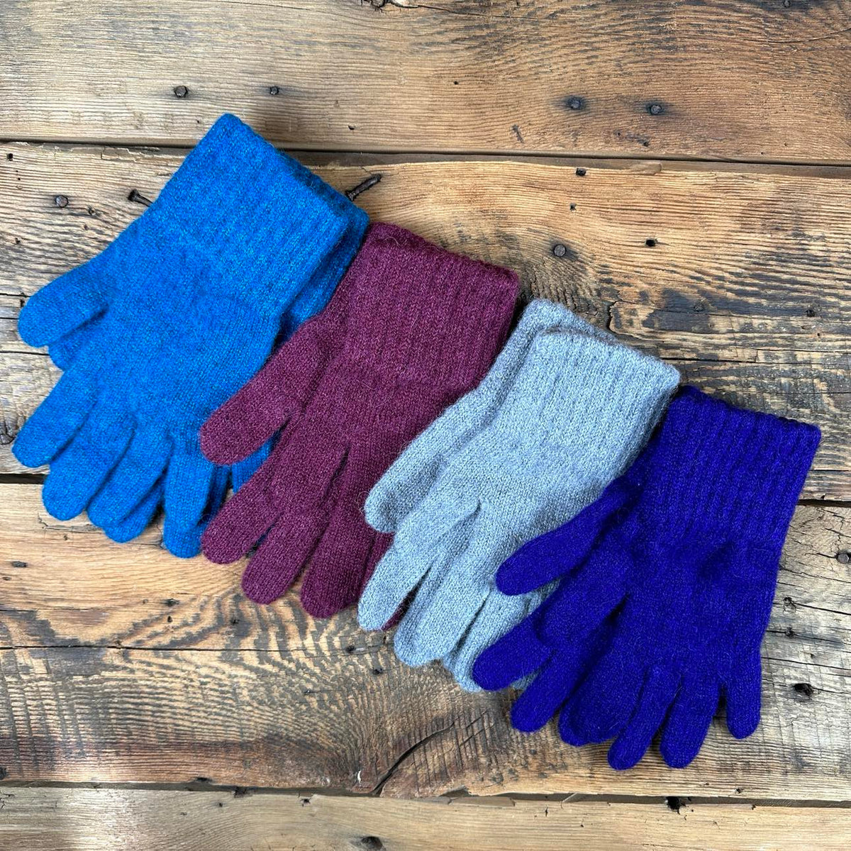 Mid-Weight Gloves - Dyed