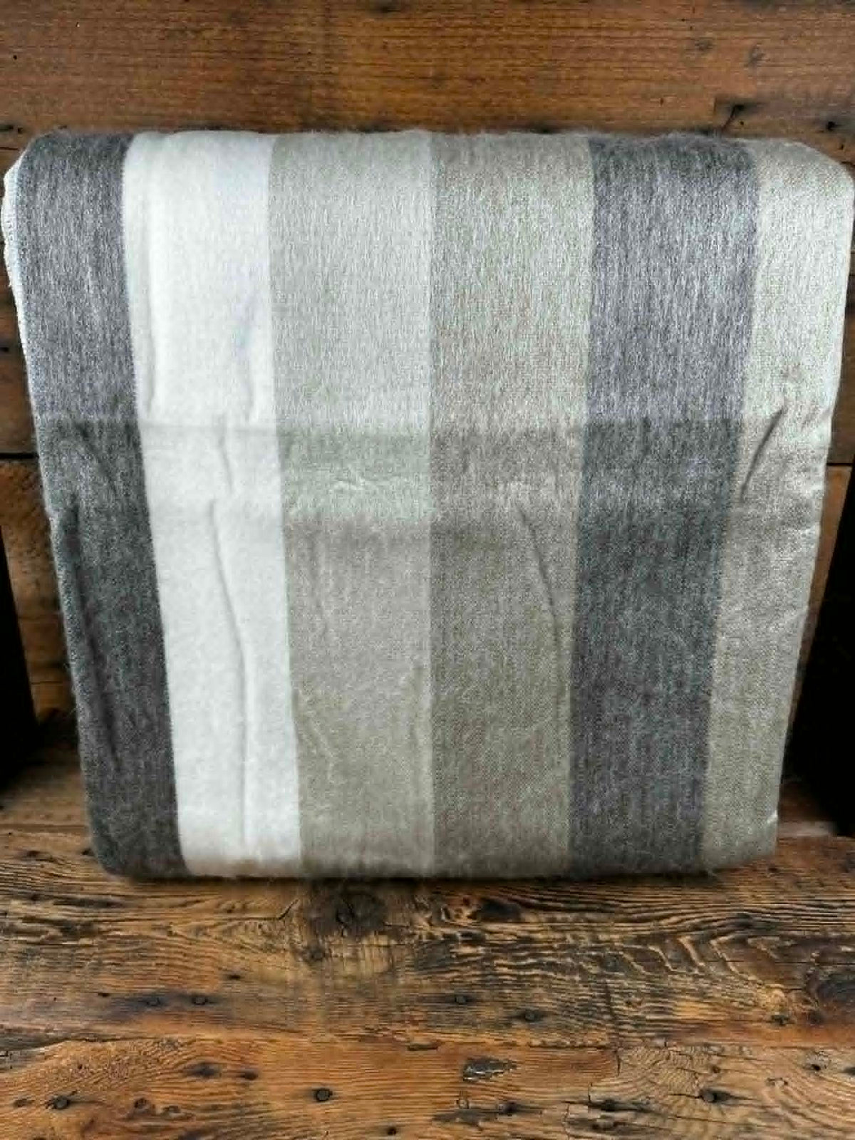 Bed Blanket - Patterned
