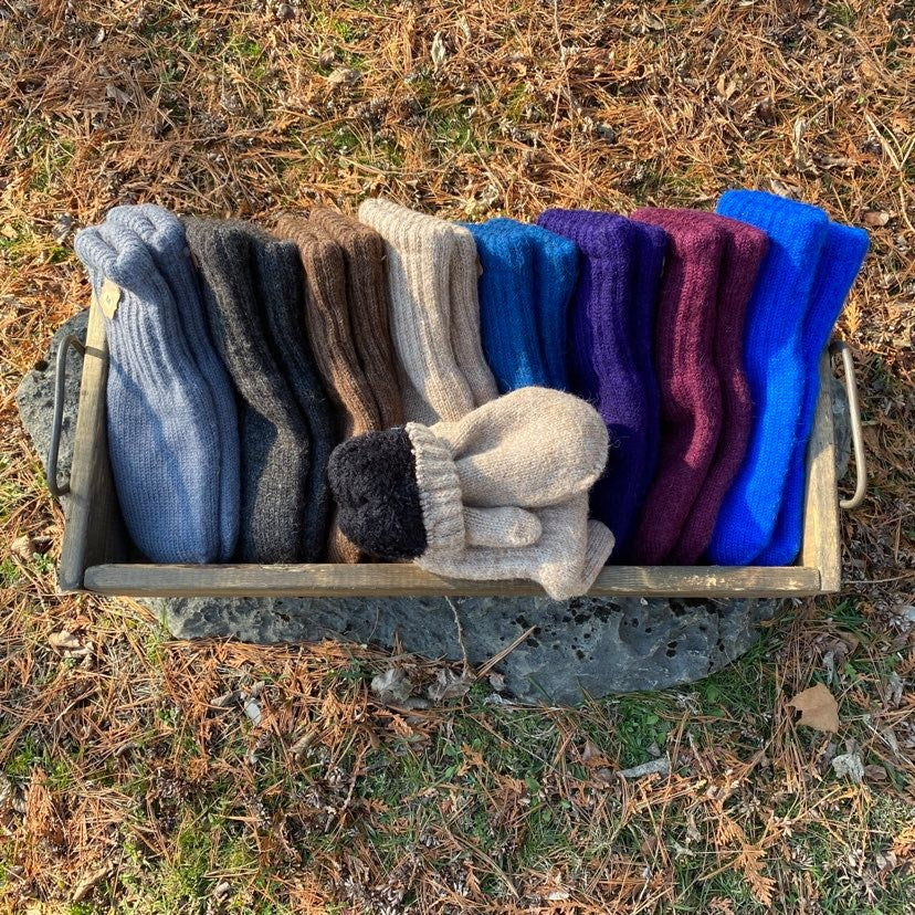 Boucle Lined Mittens - Dyed Colours