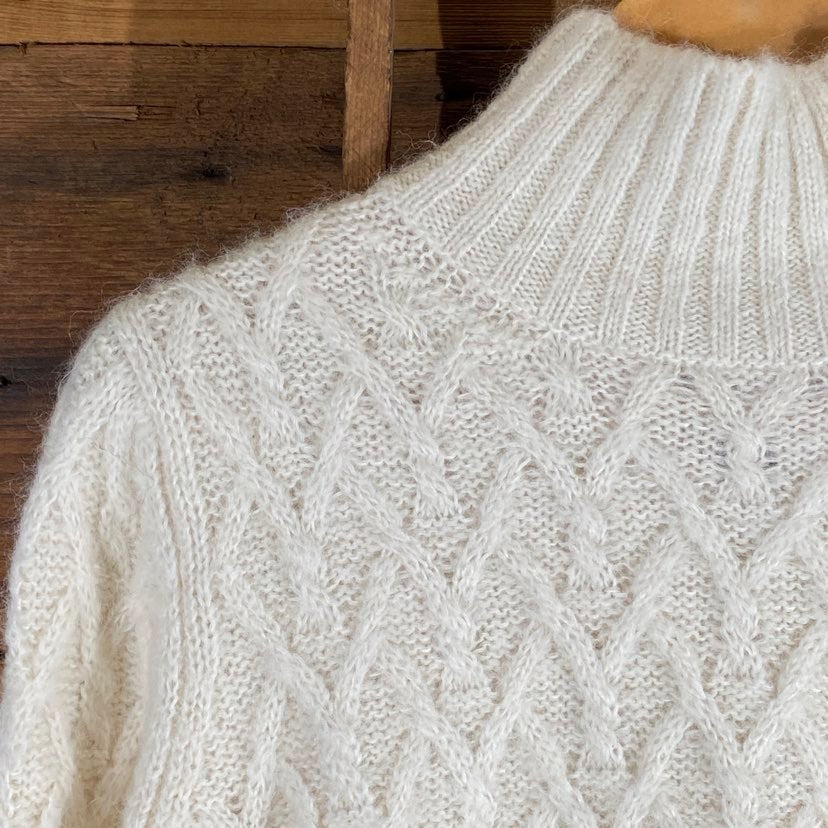 Women&#39;s Lattice Cable Mock