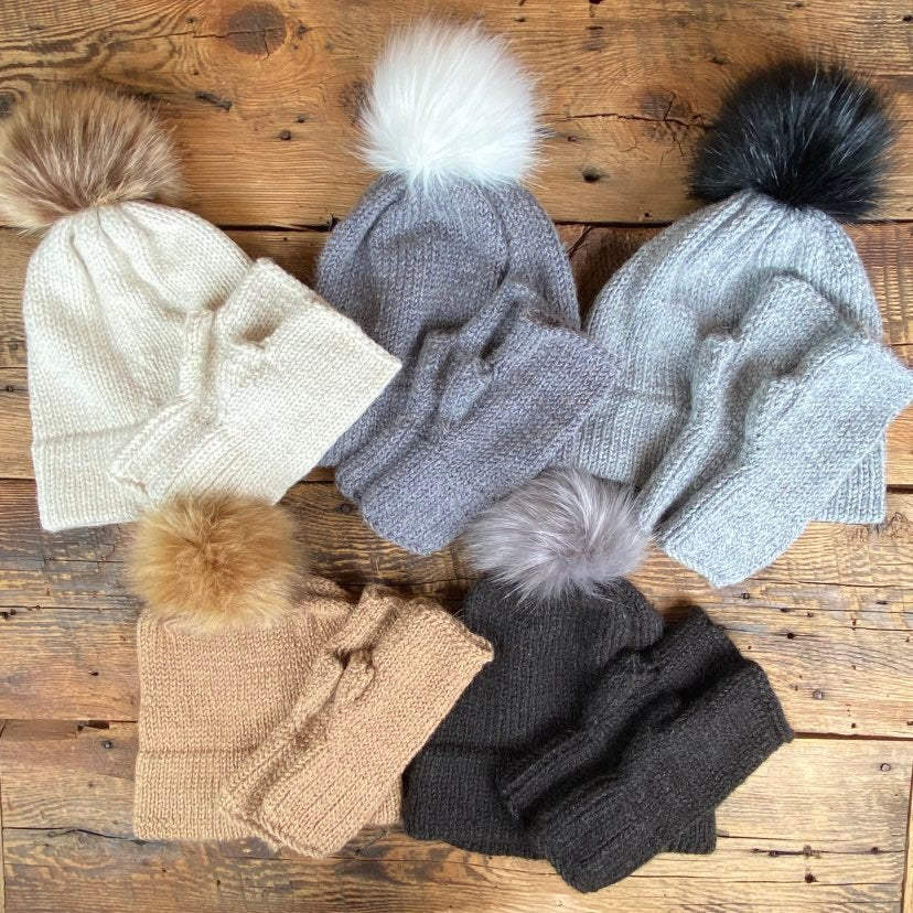 Bay of Fundy Hat with Removable Pom Pom - Natural