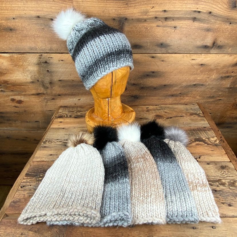 Beachcomber Beanie with Removable Vegan Pom Pom - Natural