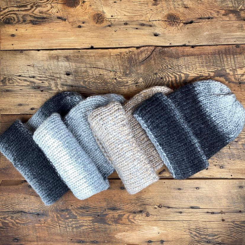 Coastal Tide Hat - Natural Solid and Variegated Colours