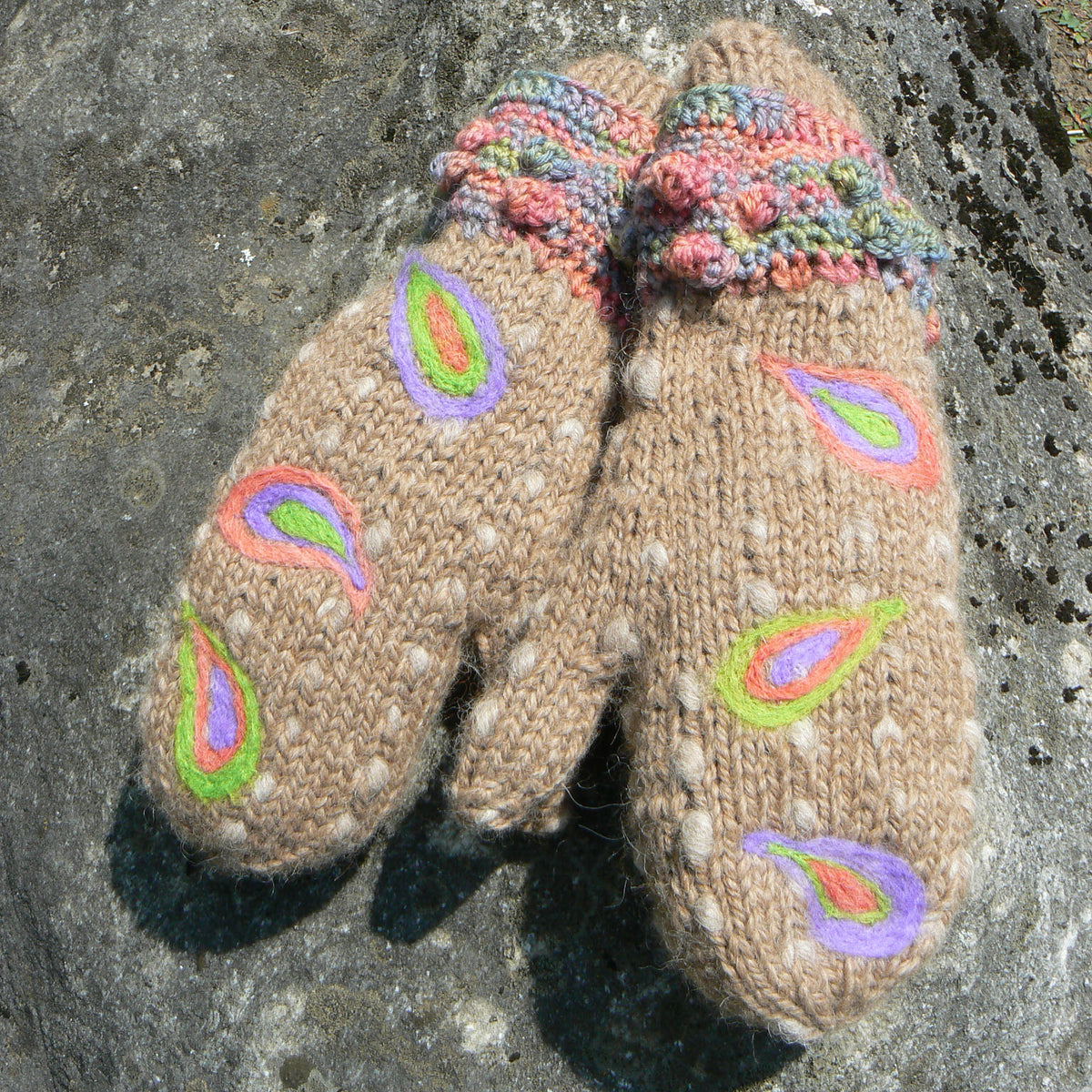Embellished Thrum Mittens