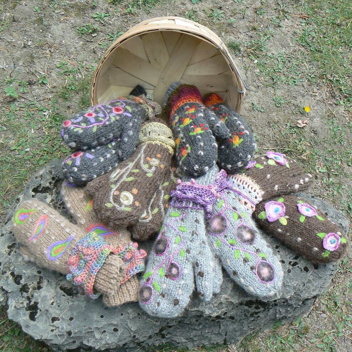 Embellished Thrum Mittens