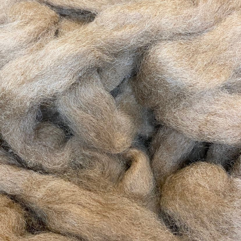 Rovings - Medium Fawn