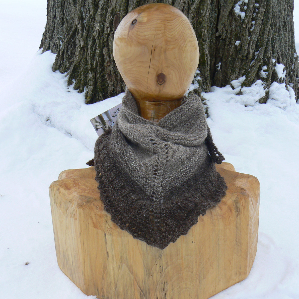 Small Triangular Neck Scarf